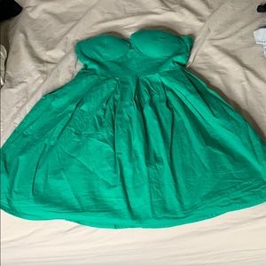 Body Central Dresses - Women’s green strapless mini dress Body Central Dresses - Women’s green strapless mini dress